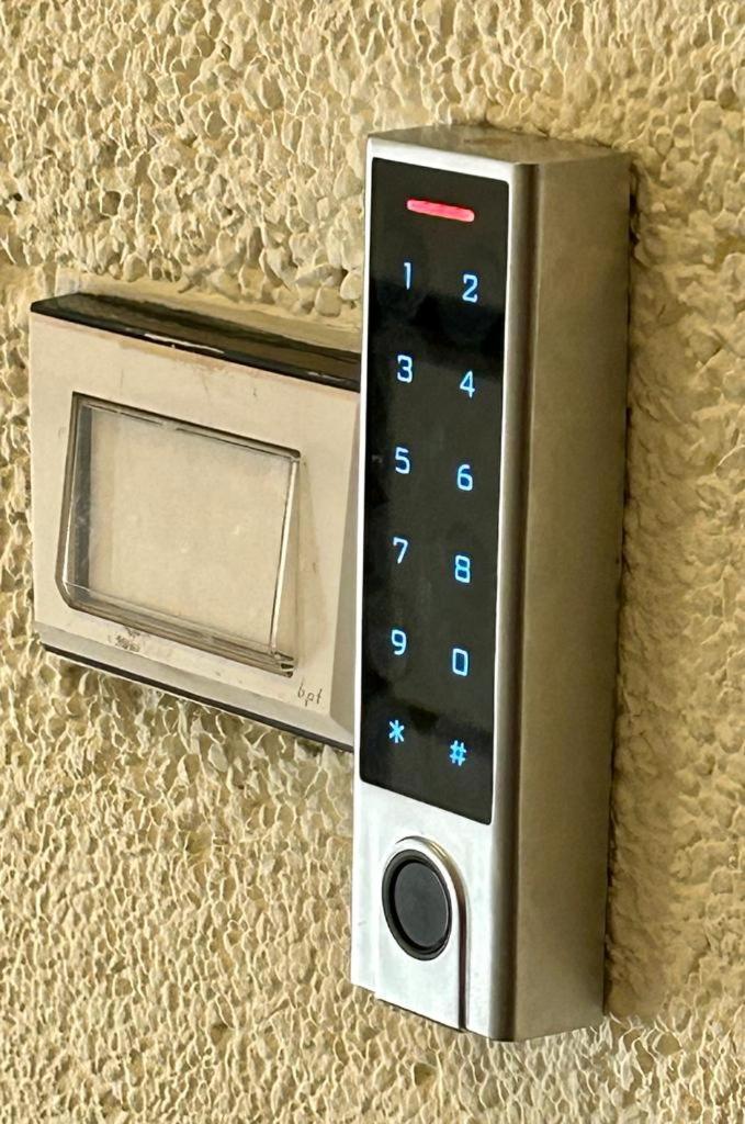 59 Tourist House Bologna Lame - Self Check-In Apartman Kültér fotó