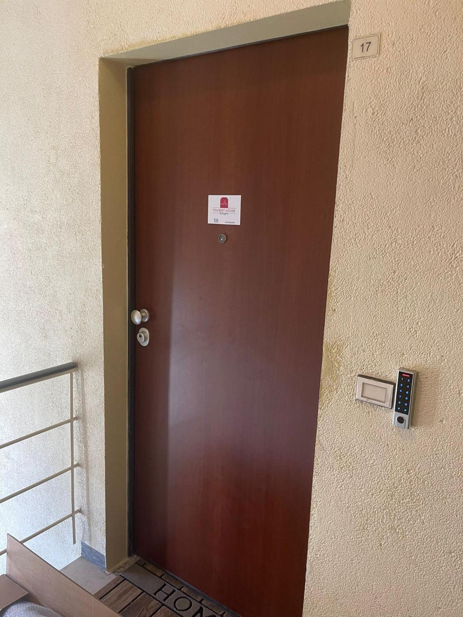 59 Tourist House Bologna Lame - Self Check-In Apartman Kültér fotó